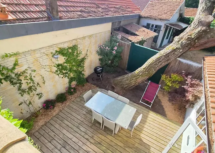 Villa Bagatelle, Climatisee, A 250M De La Plage Centrale, 3 Chambres